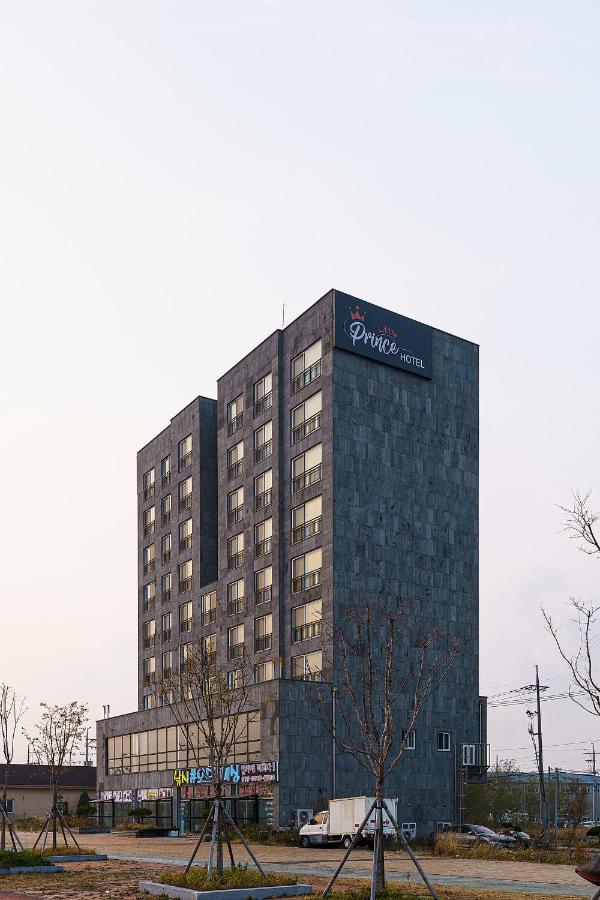 Little Prince Hotel Gunsan Extérieur photo